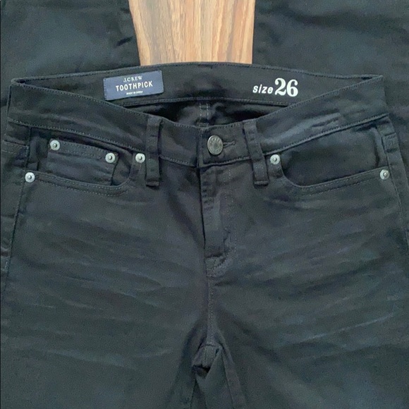 🌻HP🌻NWOT J.Crew Toothpick distressed jeans, 26 - Picture 4 of 13